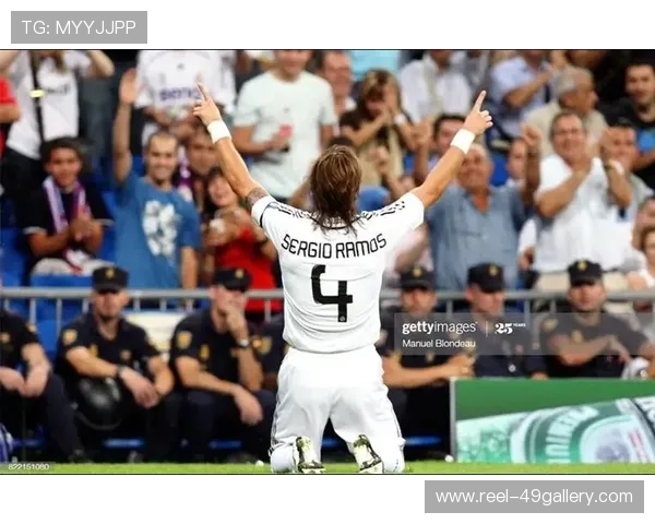 足球场上的铁血卫士 八号球星后卫的传奇与影响